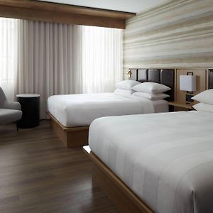 Zimmer mit Queensize-Bett